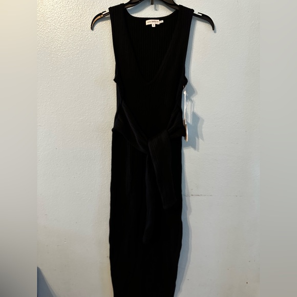 NWT -  Good American Ribbed Belted Dress - Picture 2 of 8